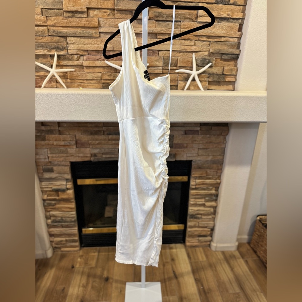 Lulu's Elegant One Shoulder Cream Dress Medium